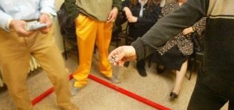 Corros de chapas en León por Semana Santa