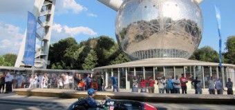 Autos Locos en el Atomium