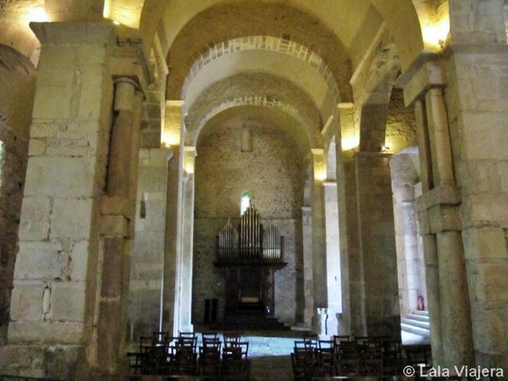Interior de la Basílica Saint-Just de Valcabrère