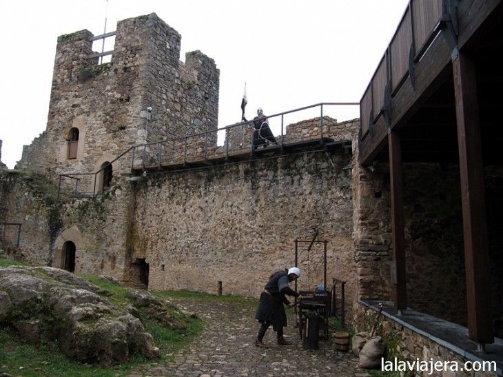 El Castillo de Cornatel, en El Bierzo