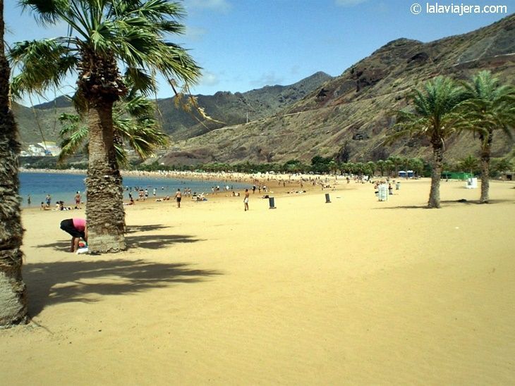Las mejores playas de Tenerife: Las Teresitas (Santa Cruz de Tenerife)