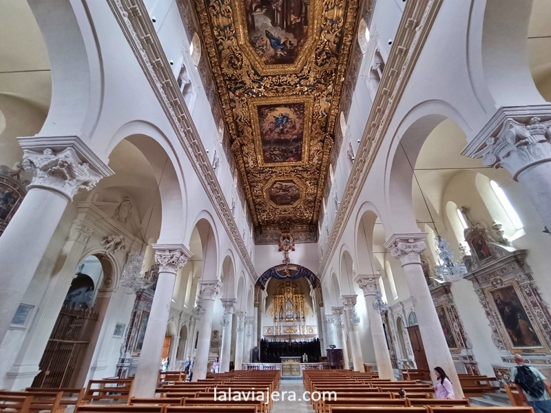 Interior de la Catedral de Santa Maria Assunta, Gravina di Puglia