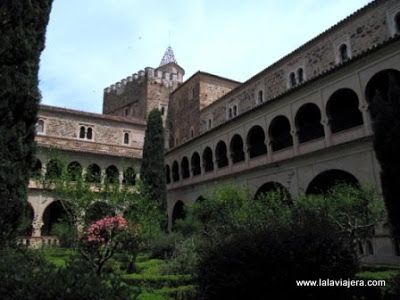 Claustro Mudejar, Monasterio Guadalupe