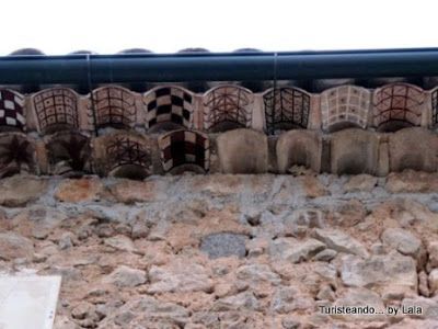 tejas pintadas fornalutx