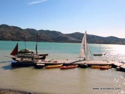 Kayaks Windsurf Pantano Embalse Viñuela, Malaga